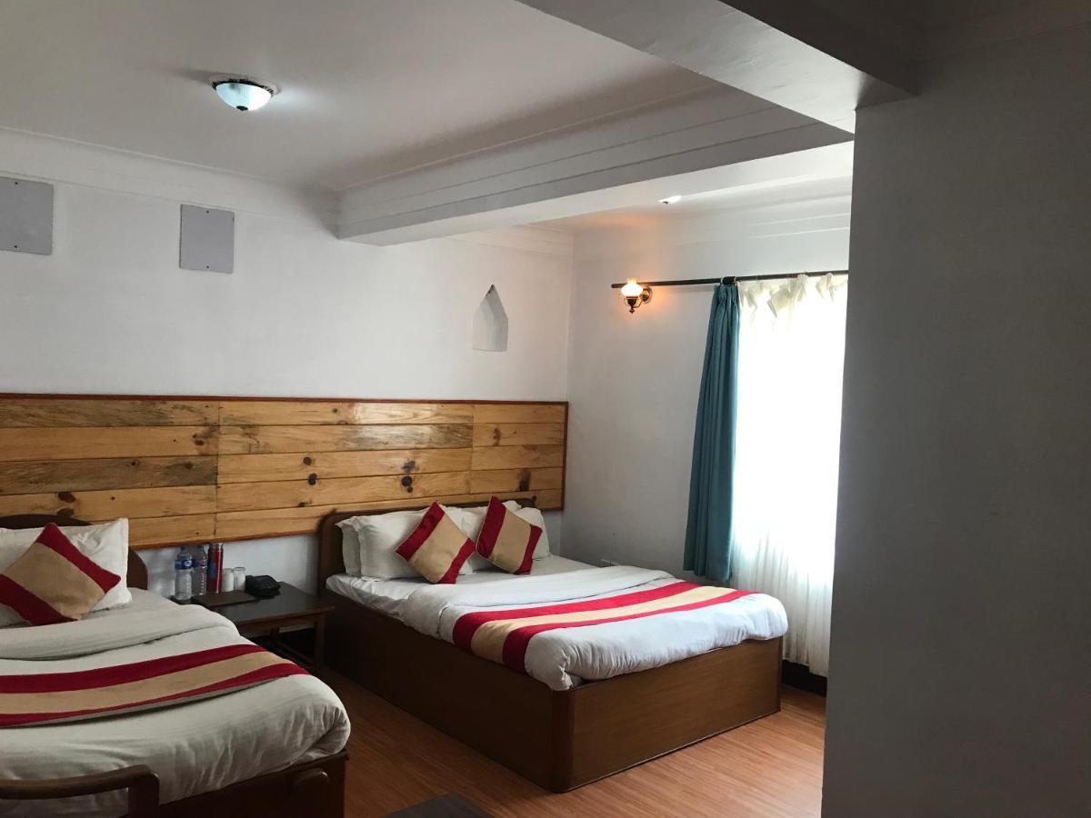 Mount Everest Hotel & Resort Nagarkot Exteriör bild