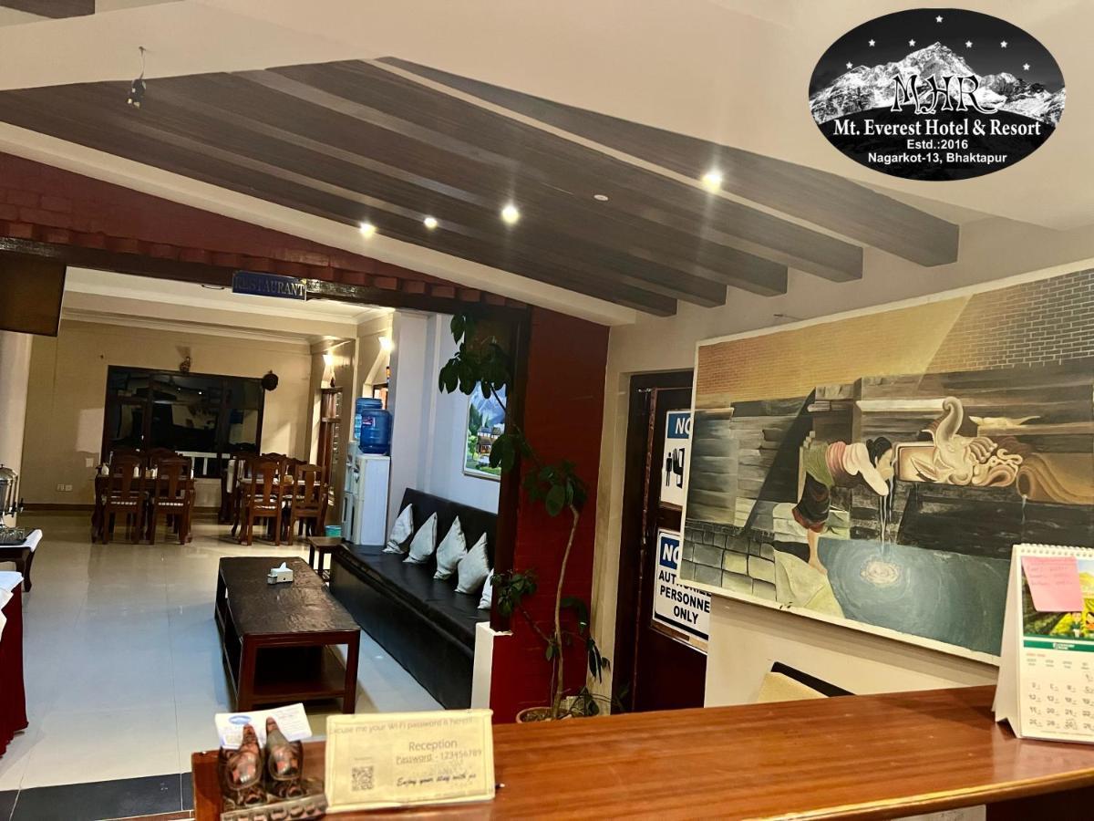 Mount Everest Hotel & Resort Nagarkot Exteriör bild