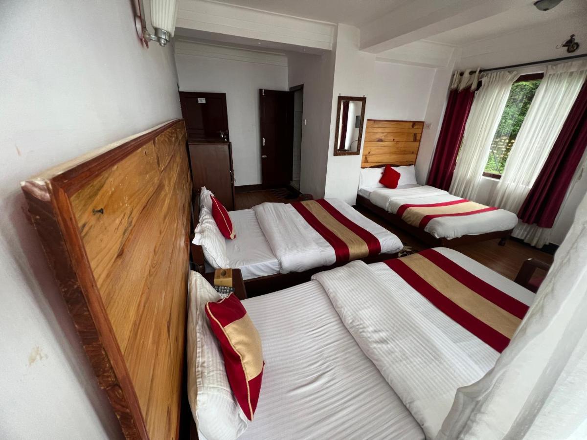 Mount Everest Hotel & Resort Nagarkot Exteriör bild