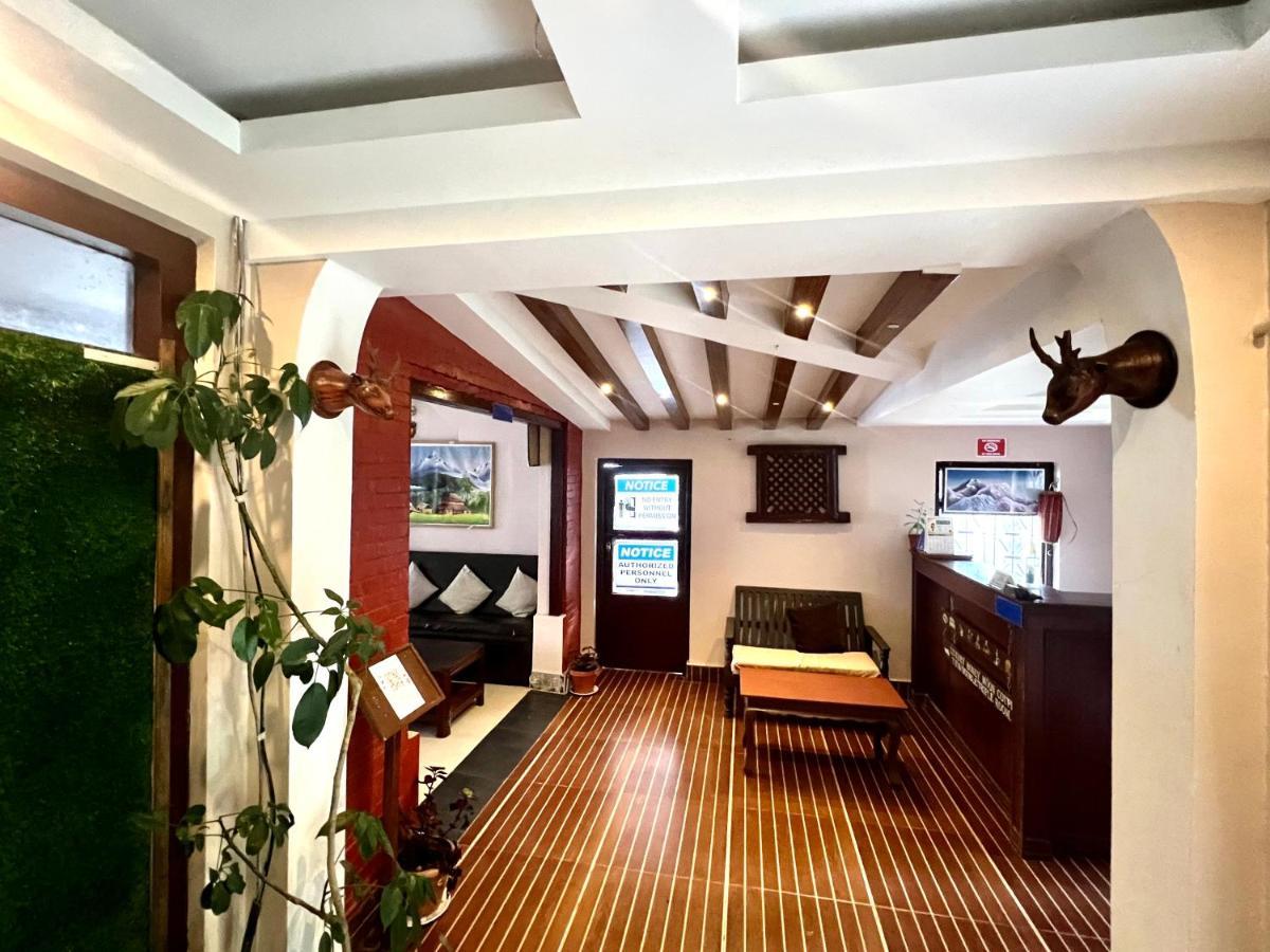 Mount Everest Hotel & Resort Nagarkot Exteriör bild
