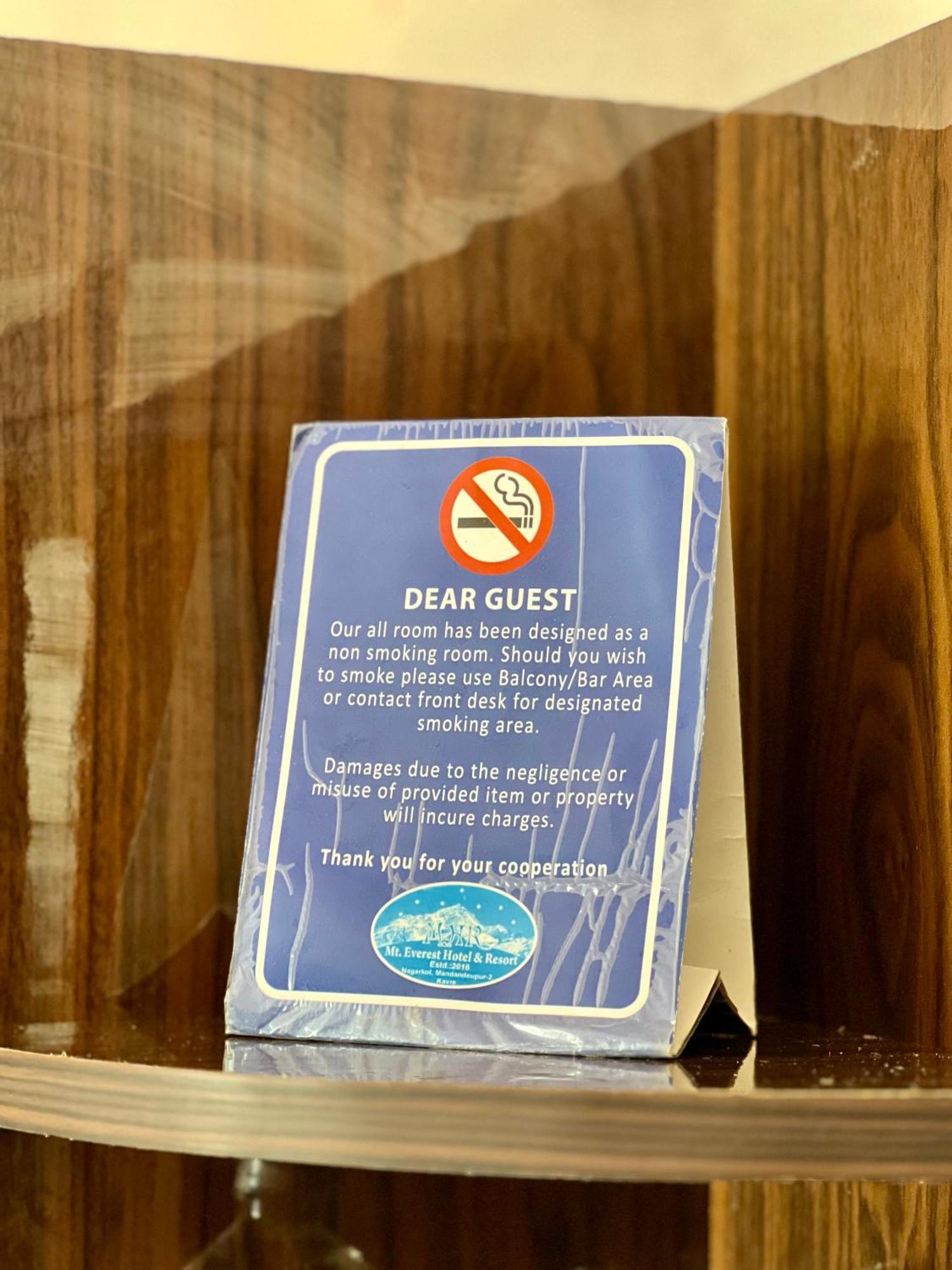 Mount Everest Hotel & Resort Nagarkot Exteriör bild